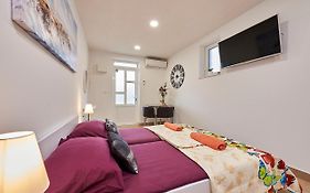 Studio Apartment Bascan